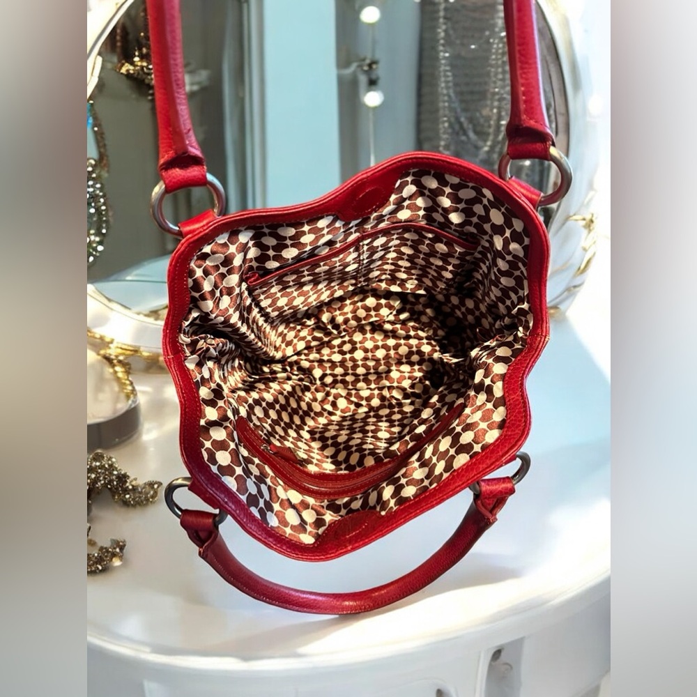 Red leather medium-sized Piazza Sempione Shoulderbag - Picture 4 of 9